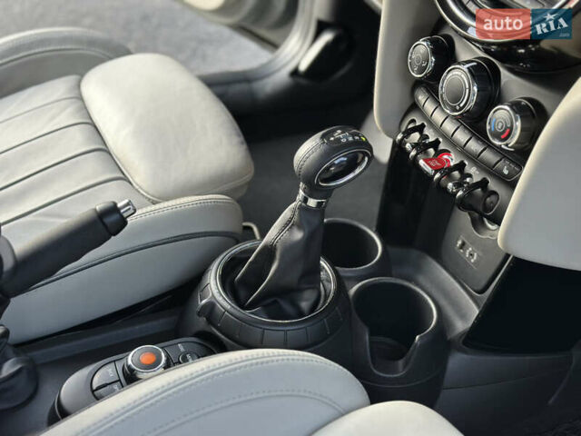 Міні Cooper, об'ємом двигуна 1.5 л та пробігом 75 тис. км за 12900 $, фото 32 на Automoto.ua