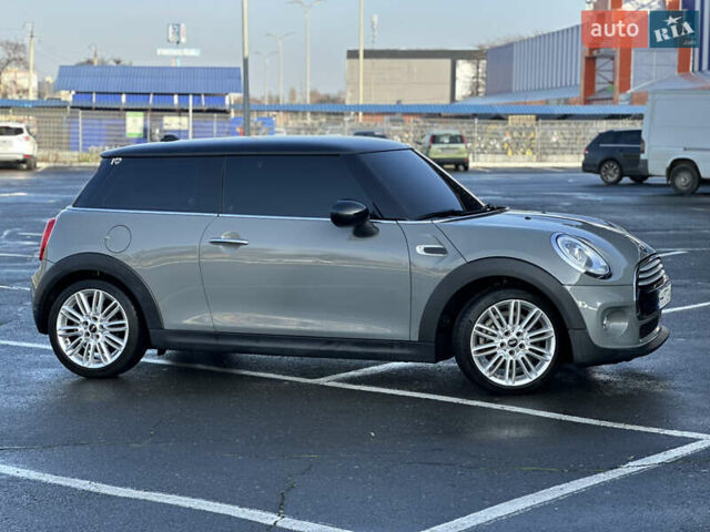 Міні Cooper, об'ємом двигуна 1.5 л та пробігом 75 тис. км за 12900 $, фото 3 на Automoto.ua