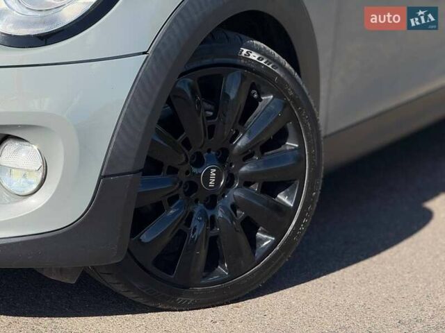 Мини Купер, объемом двигателя 1.5 л и пробегом 110 тыс. км за 16000 $, фото 26 на Automoto.ua