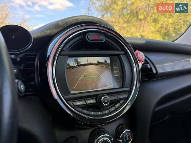 Мини Купер, объемом двигателя 1.5 л и пробегом 110 тыс. км за 16000 $, фото 8 на Automoto.ua