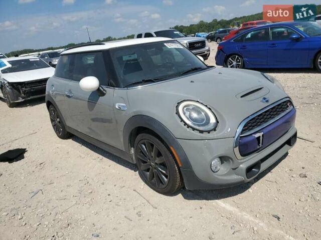 Мини Купер, объемом двигателя 2 л и пробегом 138 тыс. км за 1900 $, фото 3 на Automoto.ua
