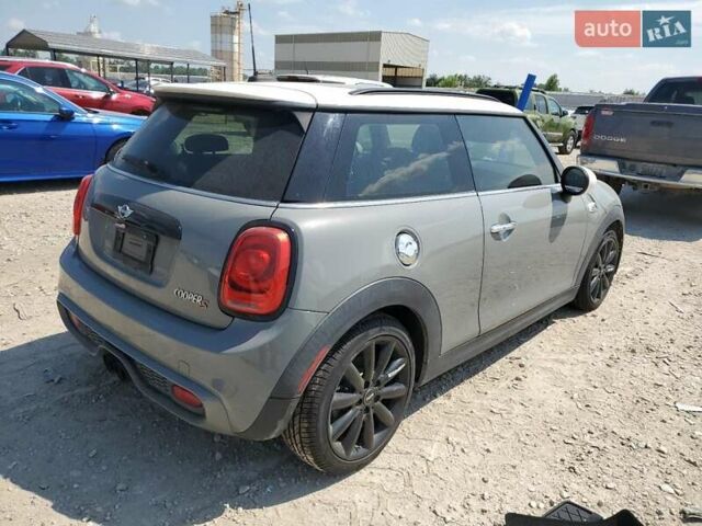 Мини Купер, объемом двигателя 2 л и пробегом 138 тыс. км за 1900 $, фото 2 на Automoto.ua