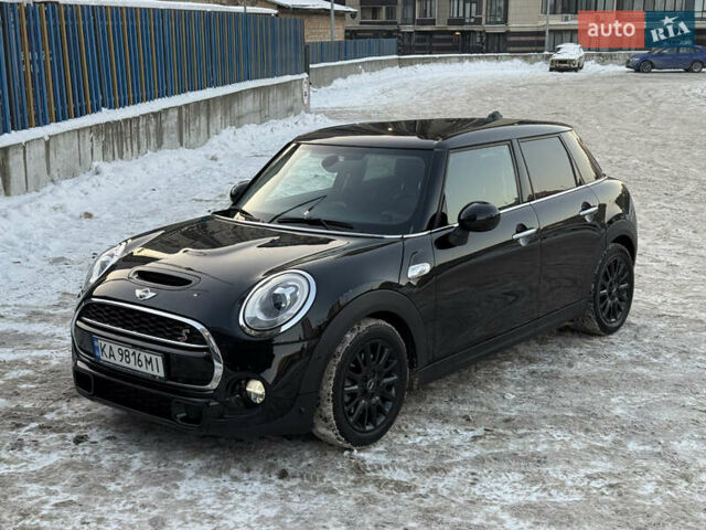 Міні Cooper, об'ємом двигуна 2 л та пробігом 61 тис. км за 17800 $, фото 3 на Automoto.ua