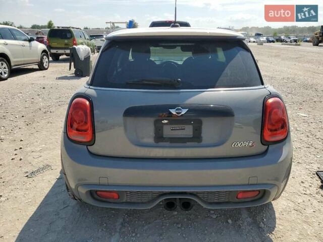 Мини Купер, объемом двигателя 2 л и пробегом 138 тыс. км за 1900 $, фото 5 на Automoto.ua