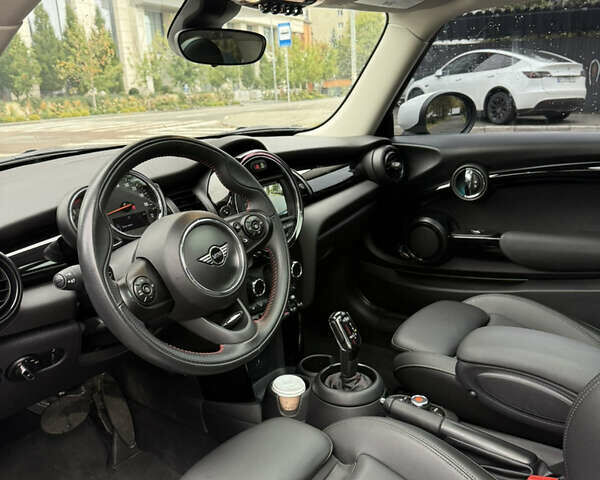 Мини Купер, объемом двигателя 2 л и пробегом 50 тыс. км за 19900 $, фото 4 на Automoto.ua
