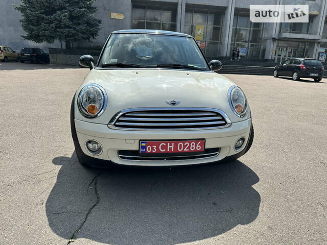 Міні Cooper, об'ємом двигуна 1.6 л та пробігом 195 тис. км за 6800 $, фото 7 на Automoto.ua