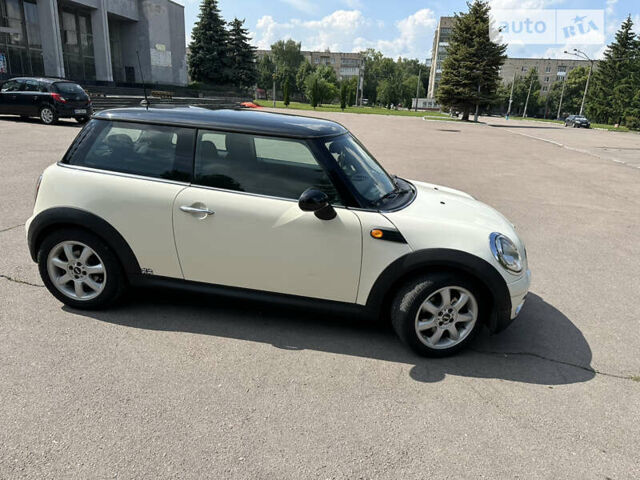 Міні Cooper, об'ємом двигуна 1.6 л та пробігом 195 тис. км за 6800 $, фото 18 на Automoto.ua