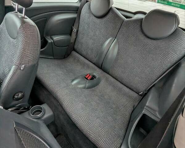 Желтый Мини Купер, объемом двигателя 1.6 л и пробегом 210 тыс. км за 3950 $, фото 8 на Automoto.ua