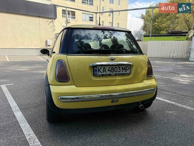 Жовтий Міні Cooper, об'ємом двигуна 1.6 л та пробігом 208 тис. км за 3950 $, фото 23 на Automoto.ua