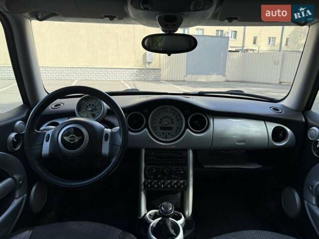Жовтий Міні Cooper, об'ємом двигуна 1.6 л та пробігом 208 тис. км за 3950 $, фото 10 на Automoto.ua