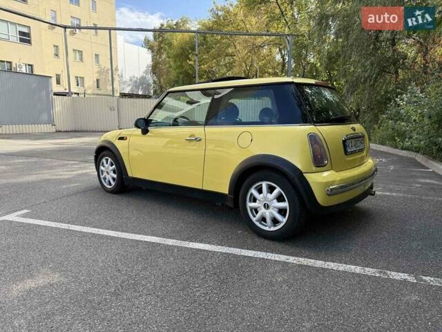Жовтий Міні Cooper, об'ємом двигуна 1.6 л та пробігом 208 тис. км за 3950 $, фото 19 на Automoto.ua
