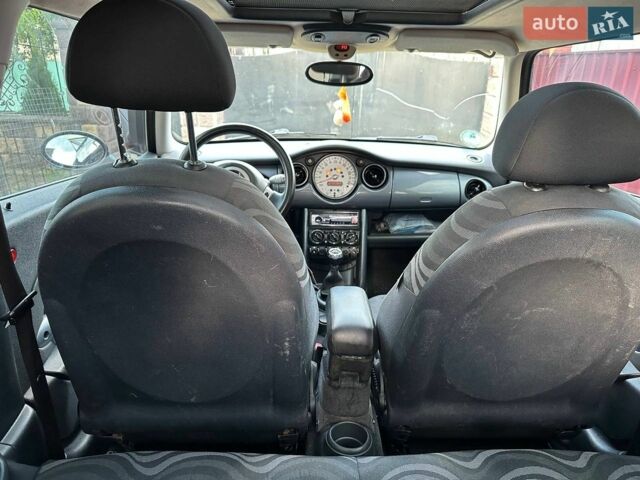 Жовтий Міні Cooper, об'ємом двигуна 1.6 л та пробігом 275 тис. км за 3400 $, фото 3 на Automoto.ua