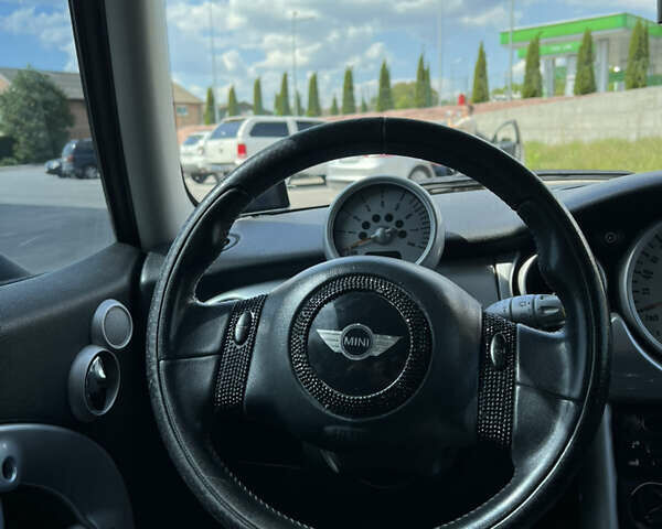 Желтый Мини Купер, объемом двигателя 1.6 л и пробегом 152 тыс. км за 5000 $, фото 7 на Automoto.ua