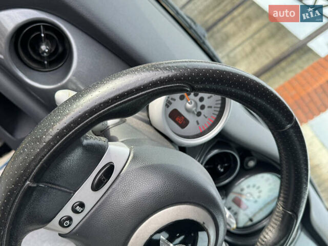 Жовтий Міні Cooper, об'ємом двигуна 1.6 л та пробігом 253 тис. км за 4200 $, фото 3 на Automoto.ua