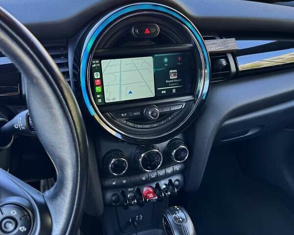 Желтый Мини Купер, объемом двигателя 2 л и пробегом 84 тыс. км за 14500 $, фото 11 на Automoto.ua