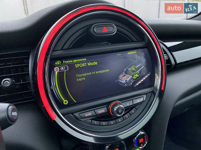 Желтый Мини Купер, объемом двигателя 2 л и пробегом 150 тыс. км за 13500 $, фото 44 на Automoto.ua