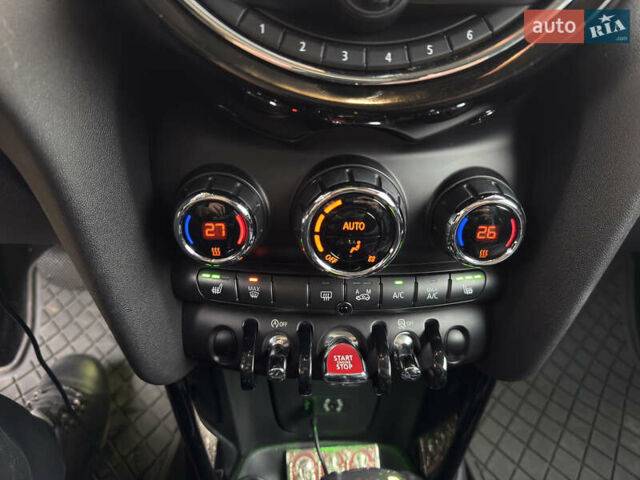 Желтый Мини Купер, объемом двигателя 1.5 л и пробегом 109 тыс. км за 15499 $, фото 19 на Automoto.ua