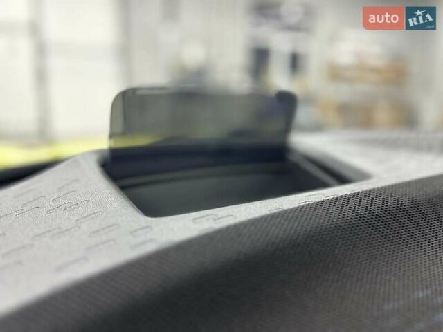 Желтый Мини Купер, объемом двигателя 2 л и пробегом 1 тыс. км за 38500 $, фото 21 на Automoto.ua