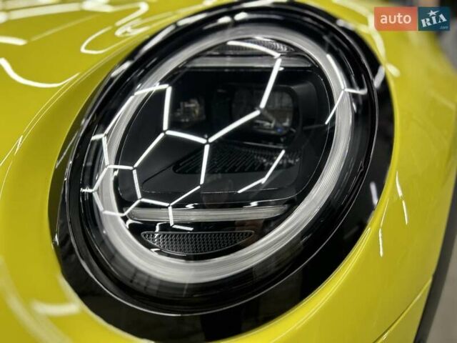 Желтый Мини Купер, объемом двигателя 2 л и пробегом 1 тыс. км за 38500 $, фото 17 на Automoto.ua