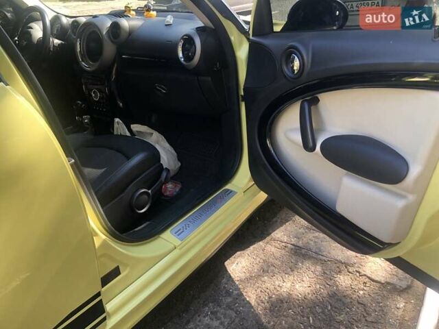 Жовтий Міні Cooper, об'ємом двигуна 1.6 л та пробігом 113 тис. км за 14500 $, фото 4 на Automoto.ua
