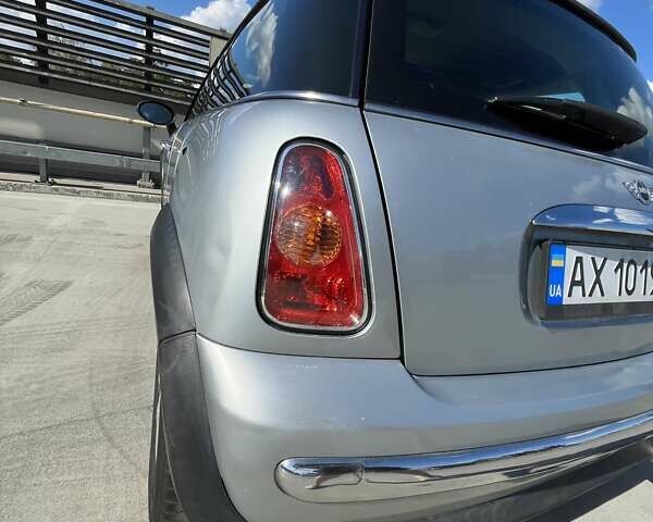 Сірий Міні Cooper, об'ємом двигуна 1.6 л та пробігом 283 тис. км за 3400 $, фото 3 на Automoto.ua