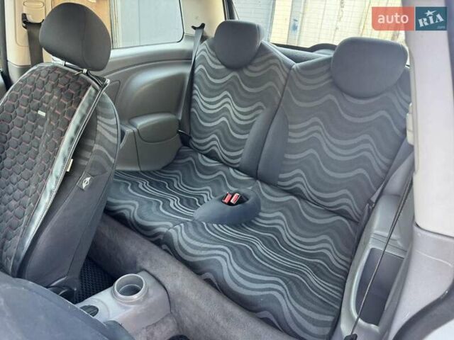 Сірий Міні Cooper, об'ємом двигуна 1.6 л та пробігом 285 тис. км за 3999 $, фото 18 на Automoto.ua