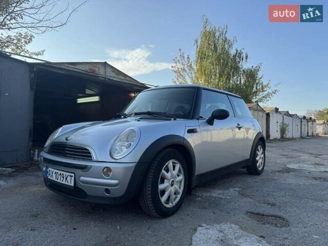 Сірий Міні Cooper, об'ємом двигуна 1.6 л та пробігом 285 тис. км за 3999 $, фото 16 на Automoto.ua