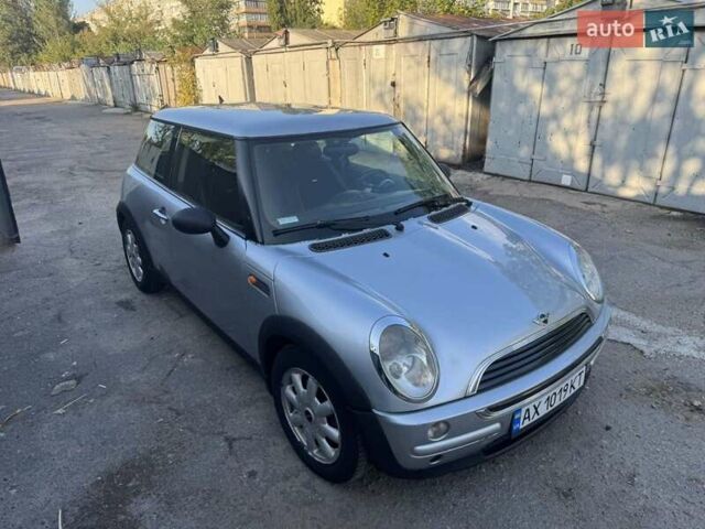 Сірий Міні Cooper, об'ємом двигуна 1.6 л та пробігом 285 тис. км за 3999 $, фото 17 на Automoto.ua