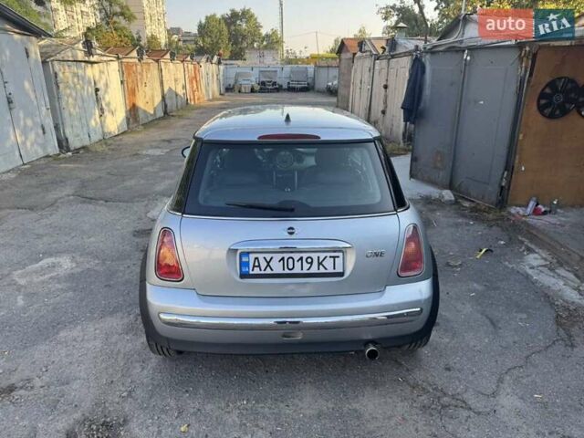 Сірий Міні Cooper, об'ємом двигуна 1.6 л та пробігом 285 тис. км за 3999 $, фото 3 на Automoto.ua