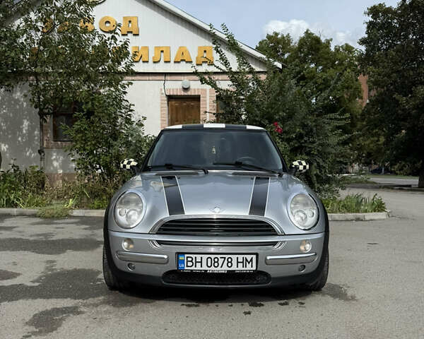 Сірий Міні Cooper, об'ємом двигуна 1.6 л та пробігом 172 тис. км за 5500 $, фото 11 на Automoto.ua