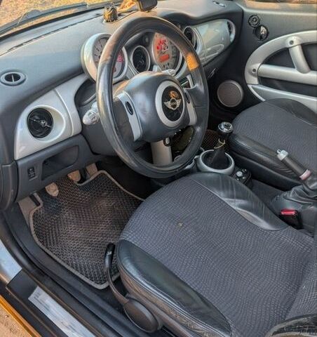 Сірий Міні Cooper, об'ємом двигуна 1.6 л та пробігом 289 тис. км за 4000 $, фото 9 на Automoto.ua