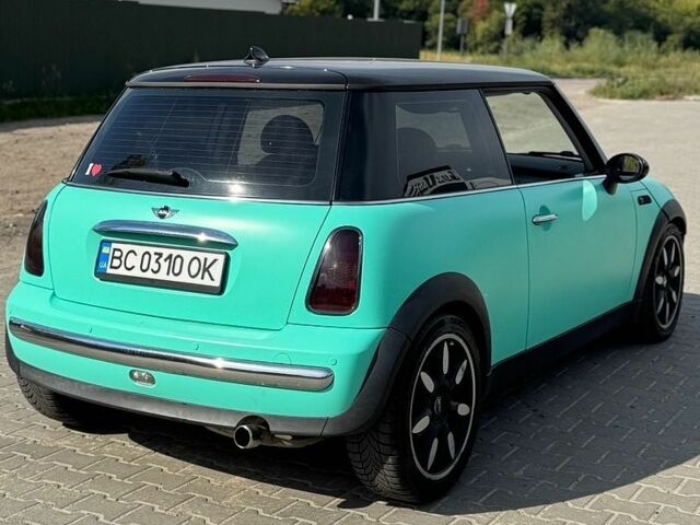 Сірий Міні Cooper, об'ємом двигуна 1.6 л та пробігом 207 тис. км за 5500 $, фото 3 на Automoto.ua