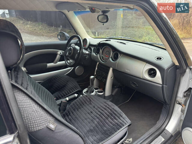 Сірий Міні Cooper, об'ємом двигуна 1.6 л та пробігом 214 тис. км за 4500 $, фото 25 на Automoto.ua