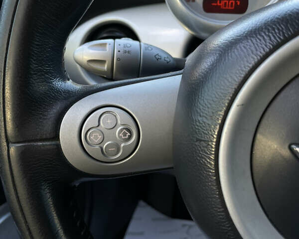 Сірий Міні Cooper, об'ємом двигуна 1.6 л та пробігом 253 тис. км за 6600 $, фото 13 на Automoto.ua