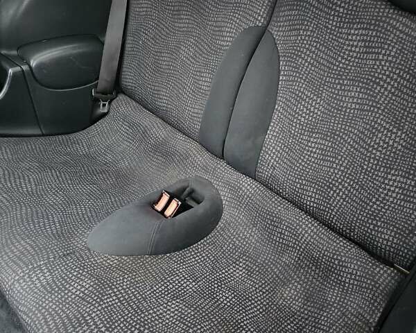 Сірий Міні Cooper, об'ємом двигуна 1.6 л та пробігом 275 тис. км за 3000 $, фото 15 на Automoto.ua