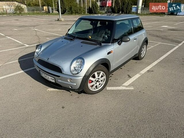 Сірий Міні Cooper, об'ємом двигуна 1.6 л та пробігом 280 тис. км за 4750 $, фото 3 на Automoto.ua
