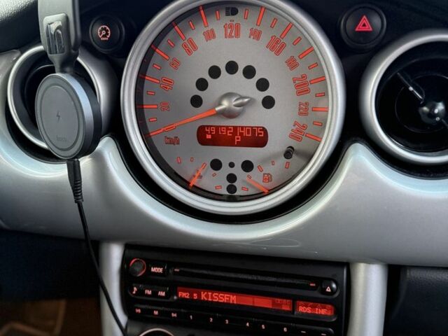 Серый Мини Купер, объемом двигателя 1.6 л и пробегом 214 тыс. км за 4900 $, фото 6 на Automoto.ua