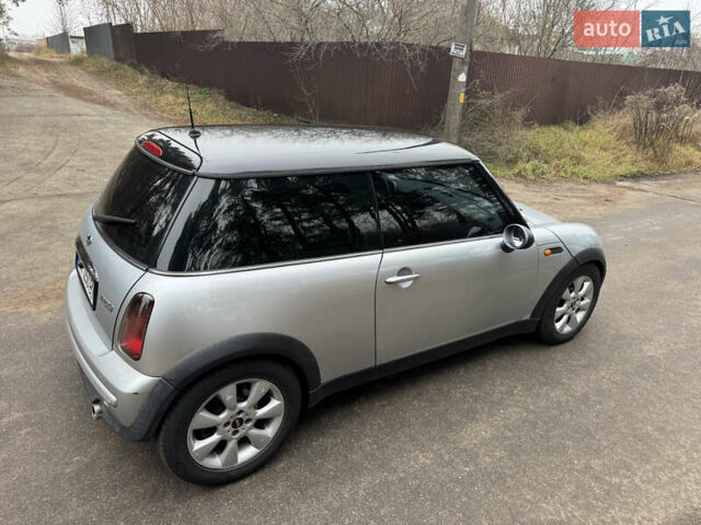 Сірий Міні Cooper, об'ємом двигуна 1.6 л та пробігом 214 тис. км за 4500 $, фото 8 на Automoto.ua
