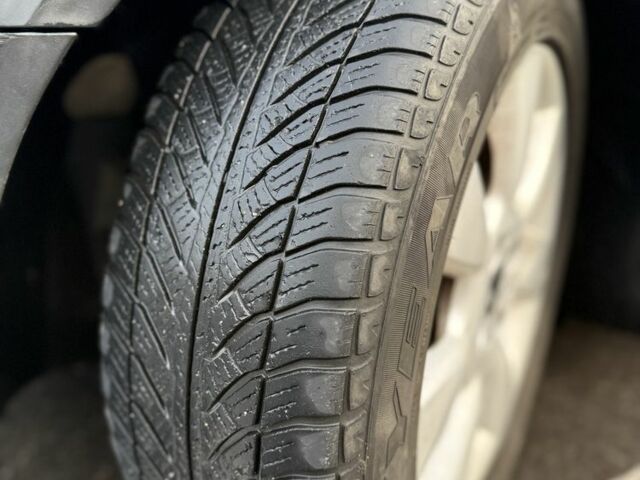 Серый Мини Купер, объемом двигателя 1.6 л и пробегом 214 тыс. км за 4900 $, фото 7 на Automoto.ua