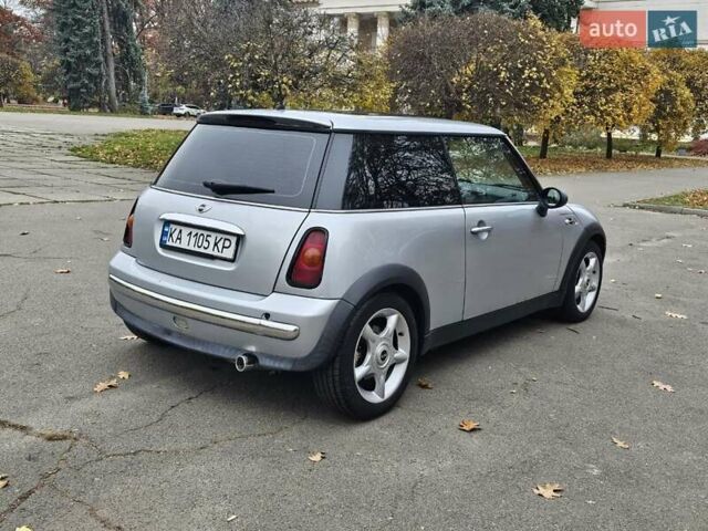 Сірий Міні Cooper, об'ємом двигуна 1.6 л та пробігом 275 тис. км за 3000 $, фото 5 на Automoto.ua