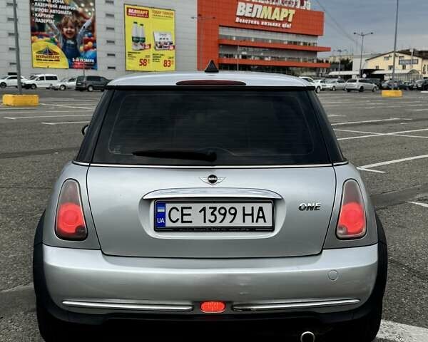 Серый Мини Купер, объемом двигателя 1.6 л и пробегом 213 тыс. км за 5500 $, фото 9 на Automoto.ua