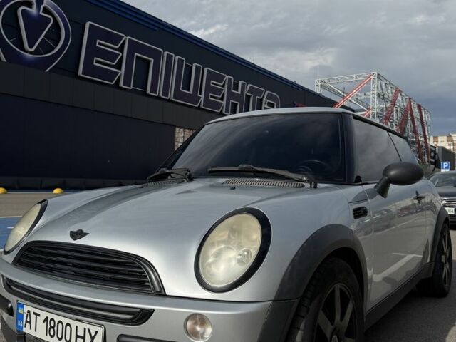 Сірий Міні Cooper, об'ємом двигуна 1.6 л та пробігом 328 тис. км за 4116 $, фото 6 на Automoto.ua