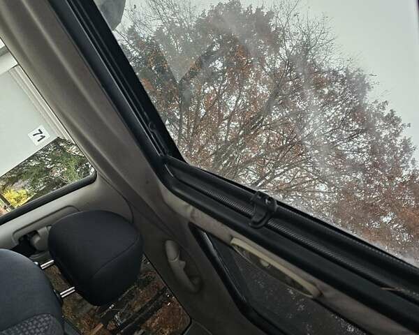 Сірий Міні Cooper, об'ємом двигуна 1.6 л та пробігом 275 тис. км за 3000 $, фото 16 на Automoto.ua