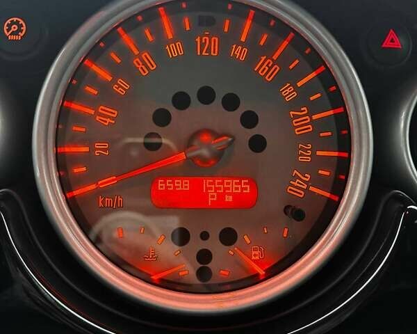Сірий Міні Cooper, об'ємом двигуна 1.6 л та пробігом 156 тис. км за 5500 $, фото 7 на Automoto.ua