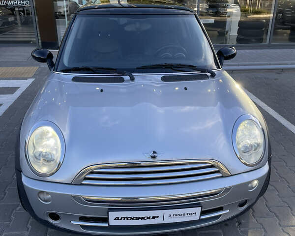 Сірий Міні Cooper, об'ємом двигуна 1.6 л та пробігом 253 тис. км за 6600 $, фото 4 на Automoto.ua