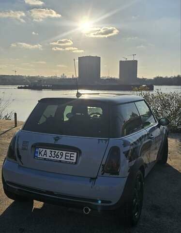 Серый Мини Купер, объемом двигателя 1.6 л и пробегом 237 тыс. км за 7500 $, фото 9 на Automoto.ua