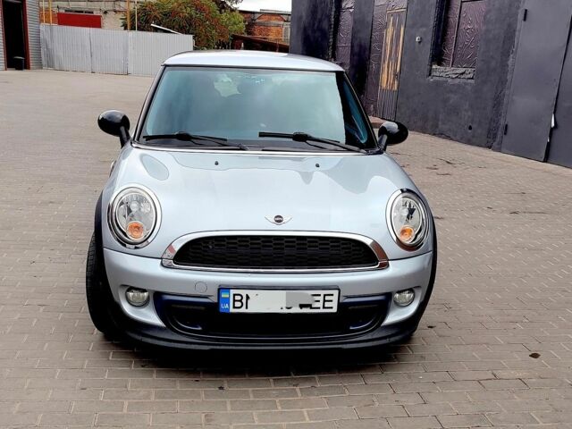 Сірий Міні Cooper, об'ємом двигуна 1.4 л та пробігом 193 тис. км за 6300 $, фото 3 на Automoto.ua