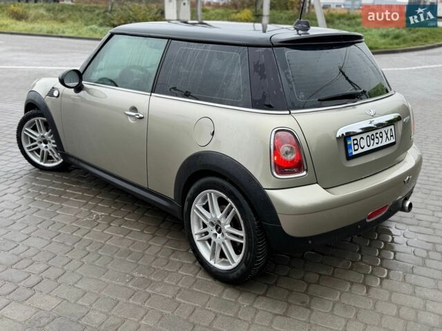 Сірий Міні Cooper, об'ємом двигуна 1.6 л та пробігом 239 тис. км за 5200 $, фото 7 на Automoto.ua