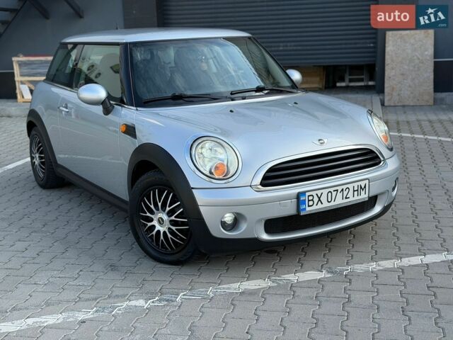 Сірий Міні Cooper, об'ємом двигуна 1.4 л та пробігом 223 тис. км за 4500 $, фото 15 на Automoto.ua