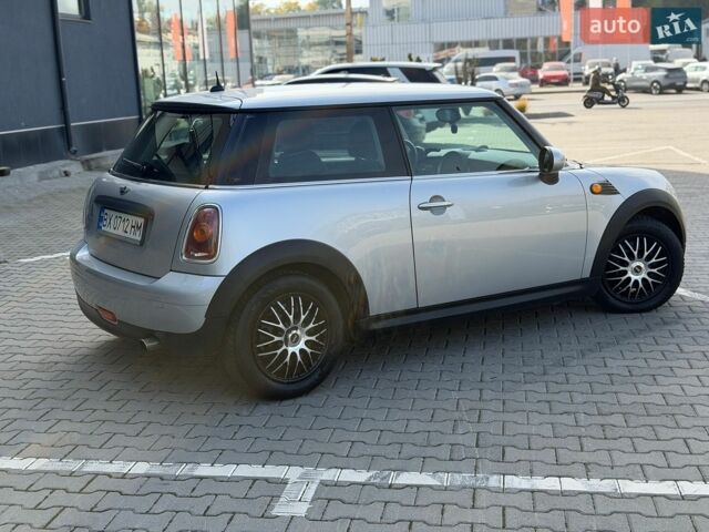 Сірий Міні Cooper, об'ємом двигуна 1.4 л та пробігом 223 тис. км за 4500 $, фото 38 на Automoto.ua